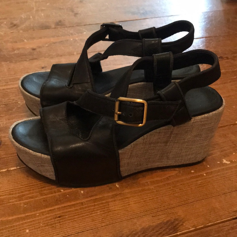 Antelope sandals, size 38